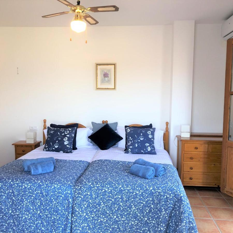Cortijo Rocas Altas Villa Iznájar Buitenkant foto