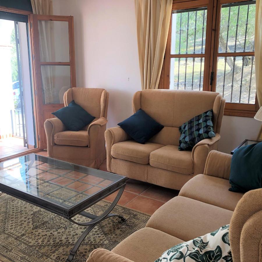 Cortijo Rocas Altas Villa Iznájar Buitenkant foto