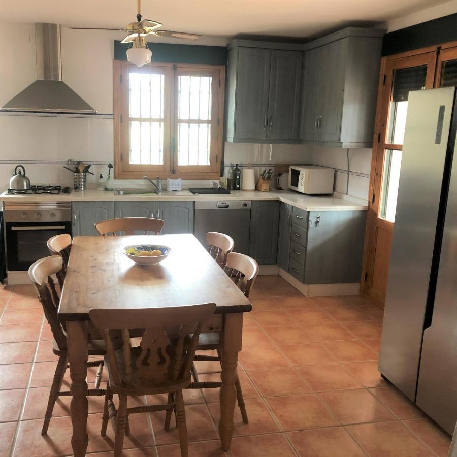Cortijo Rocas Altas Villa Iznájar Buitenkant foto